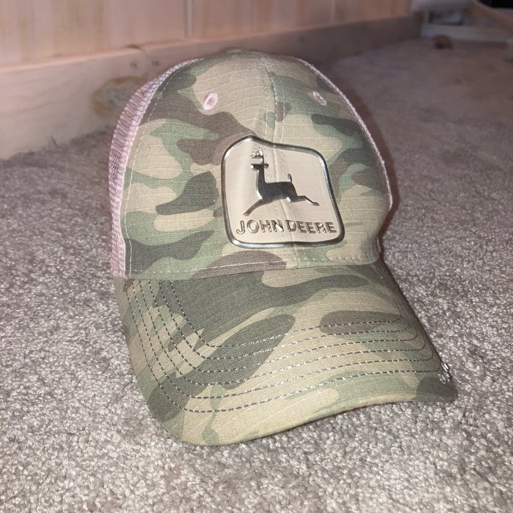 John Deere hat